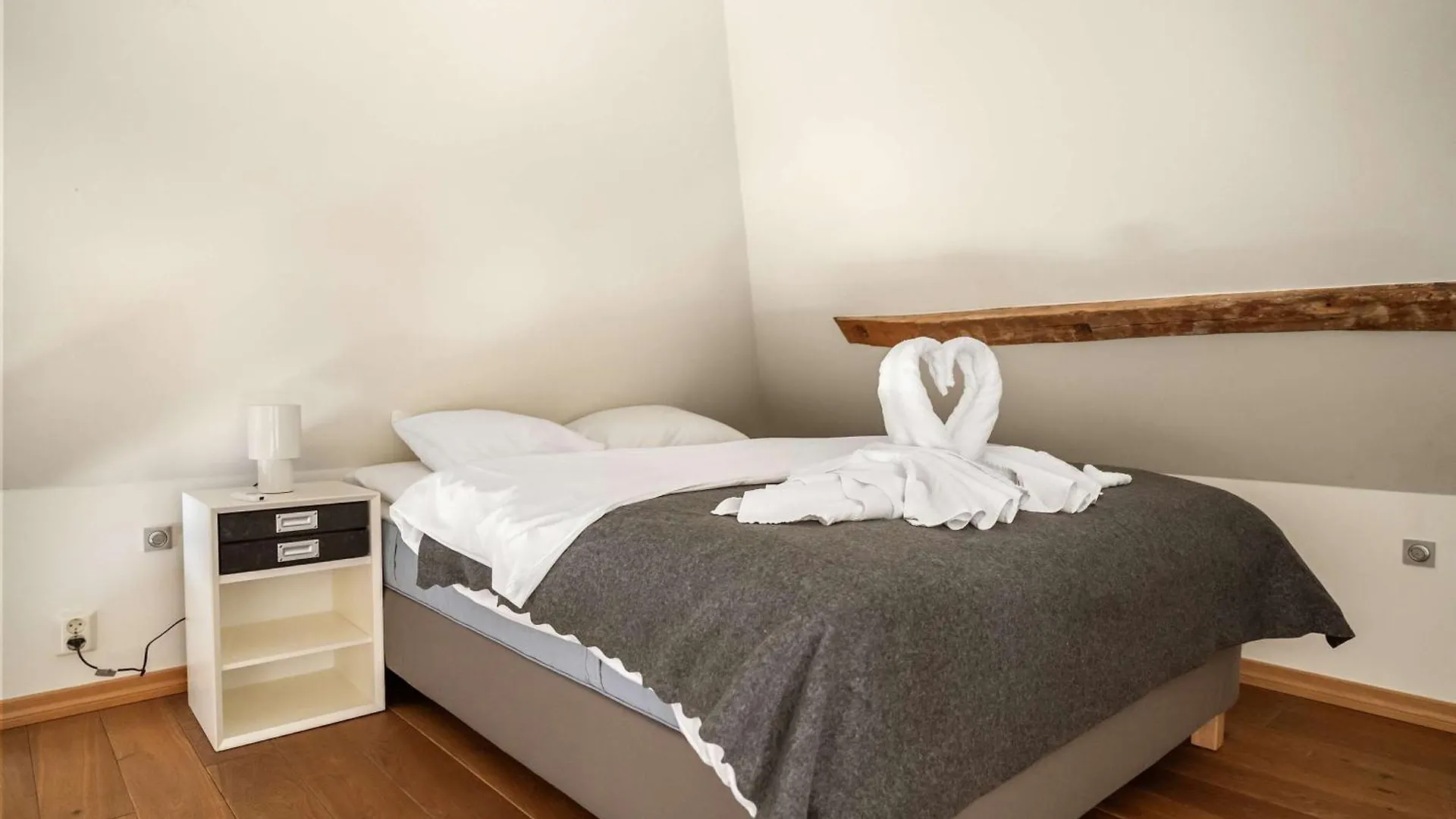 Dinbnb Apartments L 200M To Bryggen L Luxury 2 Bedroom L 2Min To Floibanen Bergen